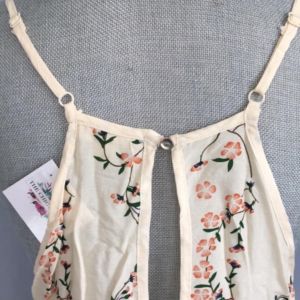 Last 1! Floral mini dress w crocheted detail small - Picture 6 of 6